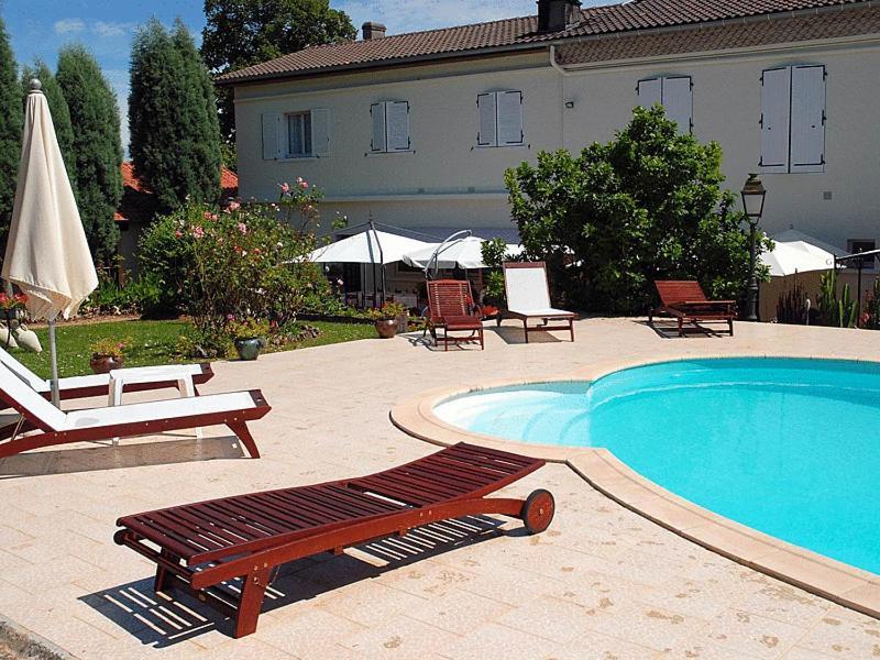Du Commerce Chez Stephane Hotel 2*