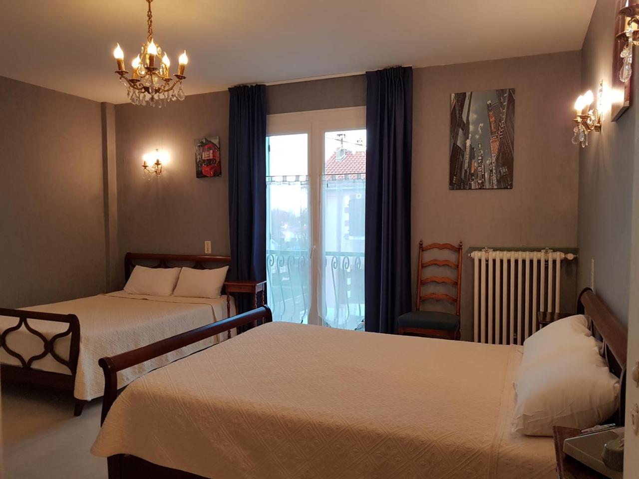 Hotel Du Commerce Chez Stephane Roumazieres