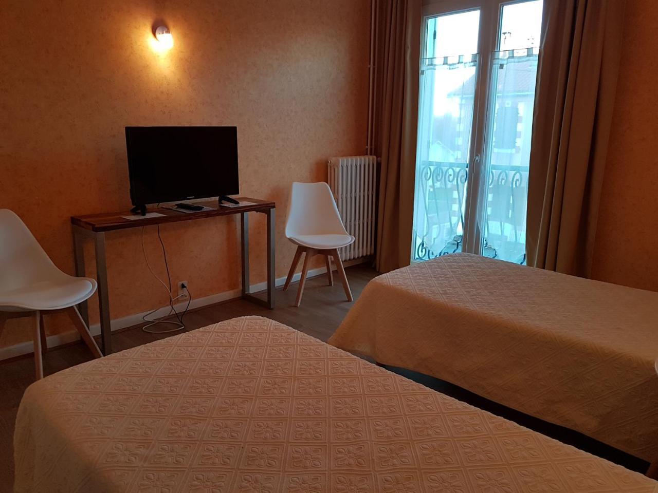 Hotel Du Commerce Chez Stephane 2*
